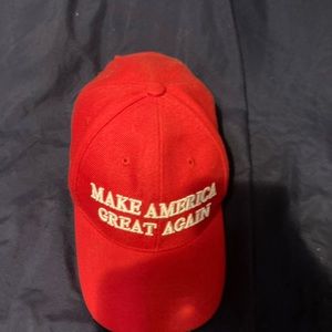 MAKE AMERICA GREAT AGAIN HAT